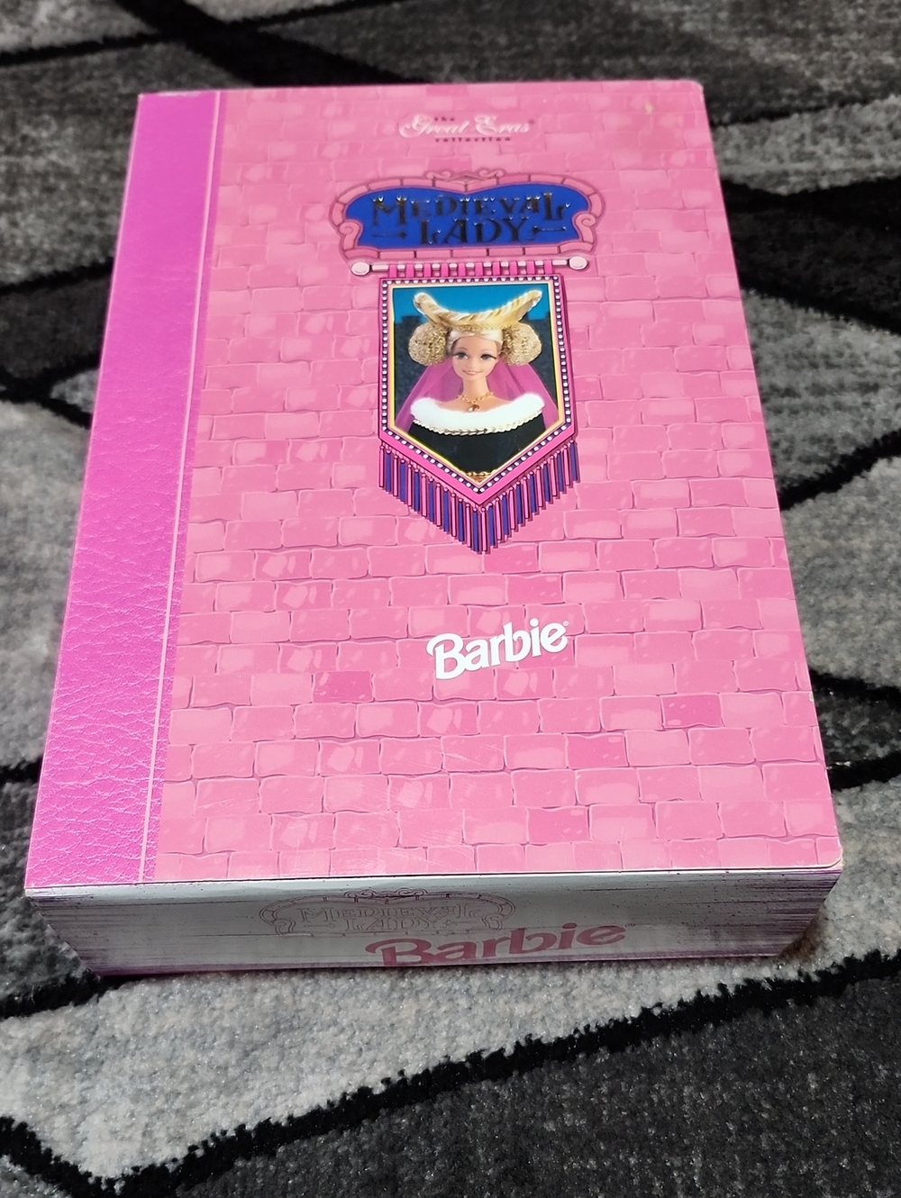 1994 MATTEL MEDIEVAL LADY BARBIE VOLUME 5 THE GREAT ERAS COLLECTION #12791